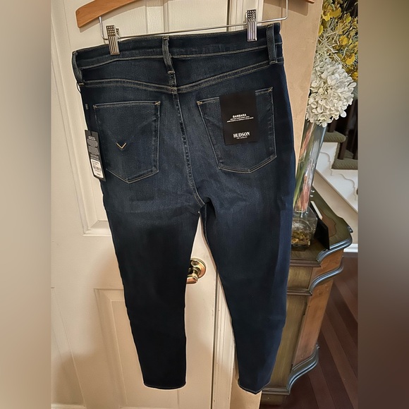 Hudson NWT SIZE 31 Barbara High-Waist Jeans Super Skinny Ankle Jeans - Picture 3 of 5